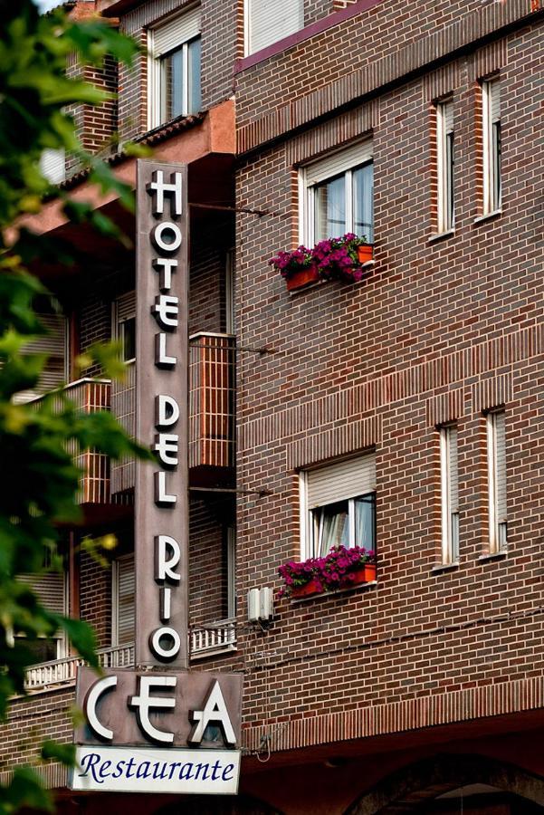 Hotel Río Cea Puente Almuhey Exterior foto